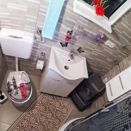 アパート Apartman M&b